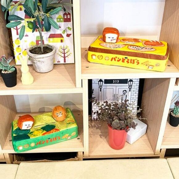 Pandorobo Bread Thief tissues box cover - Picture 2 of 12